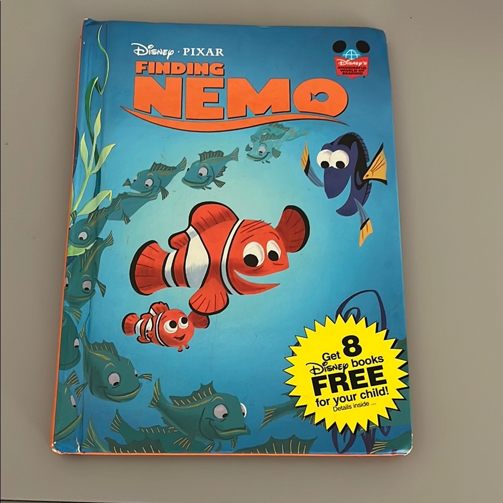 Disney Pixar Finding Nemo Book